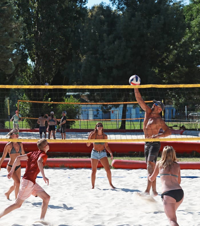 Beach-volley - Happy Summer