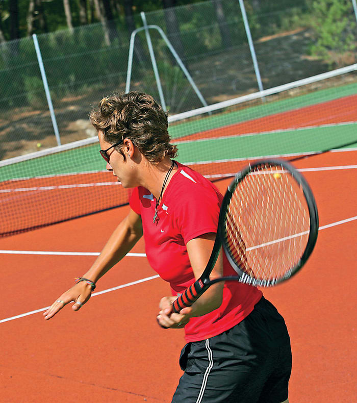 Fire dages pause - Fuld tennis – særlige helligdage i foråret