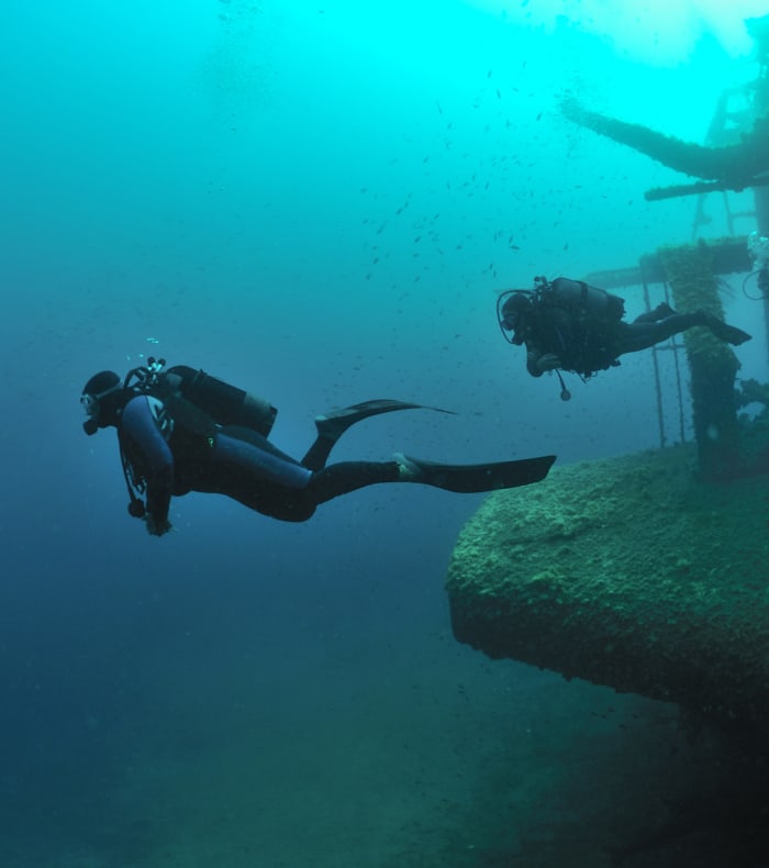 4-dages dykkerferie dybdeudforskning Calanques Nationalpark - Forårsbroer Special