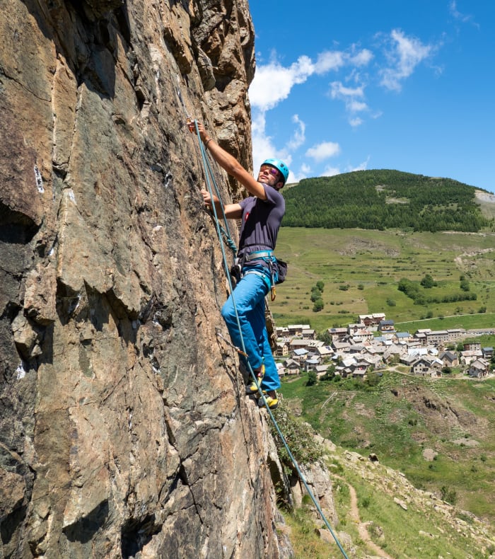 Escalade falaise évolution