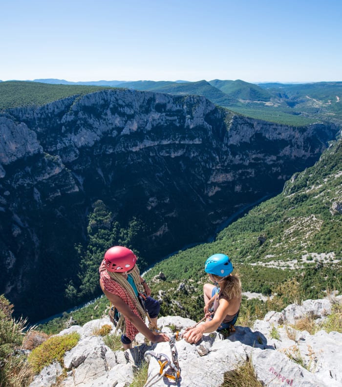 Klatring på lange ruter Introduktion - Happy Summer