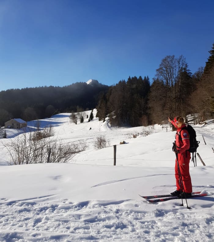 Escapade Jurassienne : nuit en tipi, raquettes et ski nordique