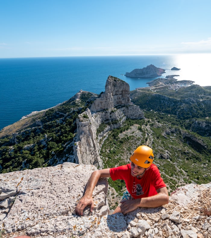 Micro aventure Escalade dans la calanque de Sormiou