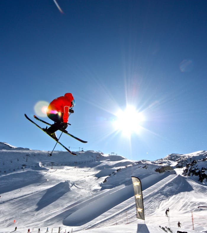 Freestyle ski eller snowboard for øvede