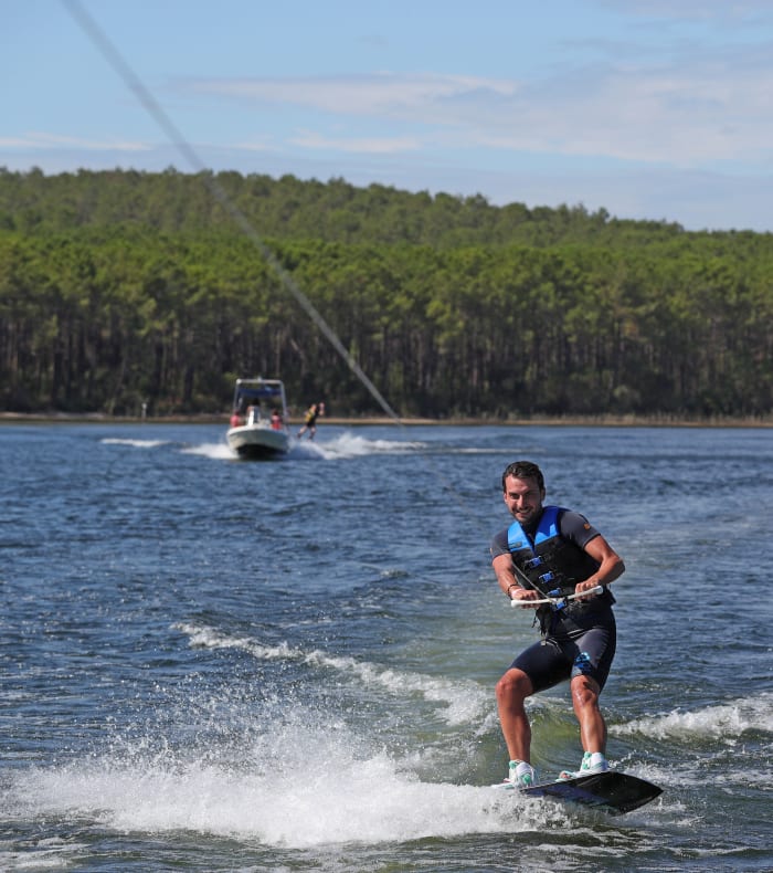 Surf, wakeboard et voile entre lac et océan - Happy Summer